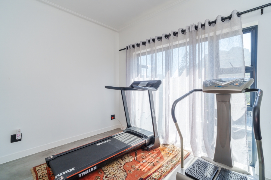 To Let 3 Bedroom Property for Rent in Hout Bay Western Cape